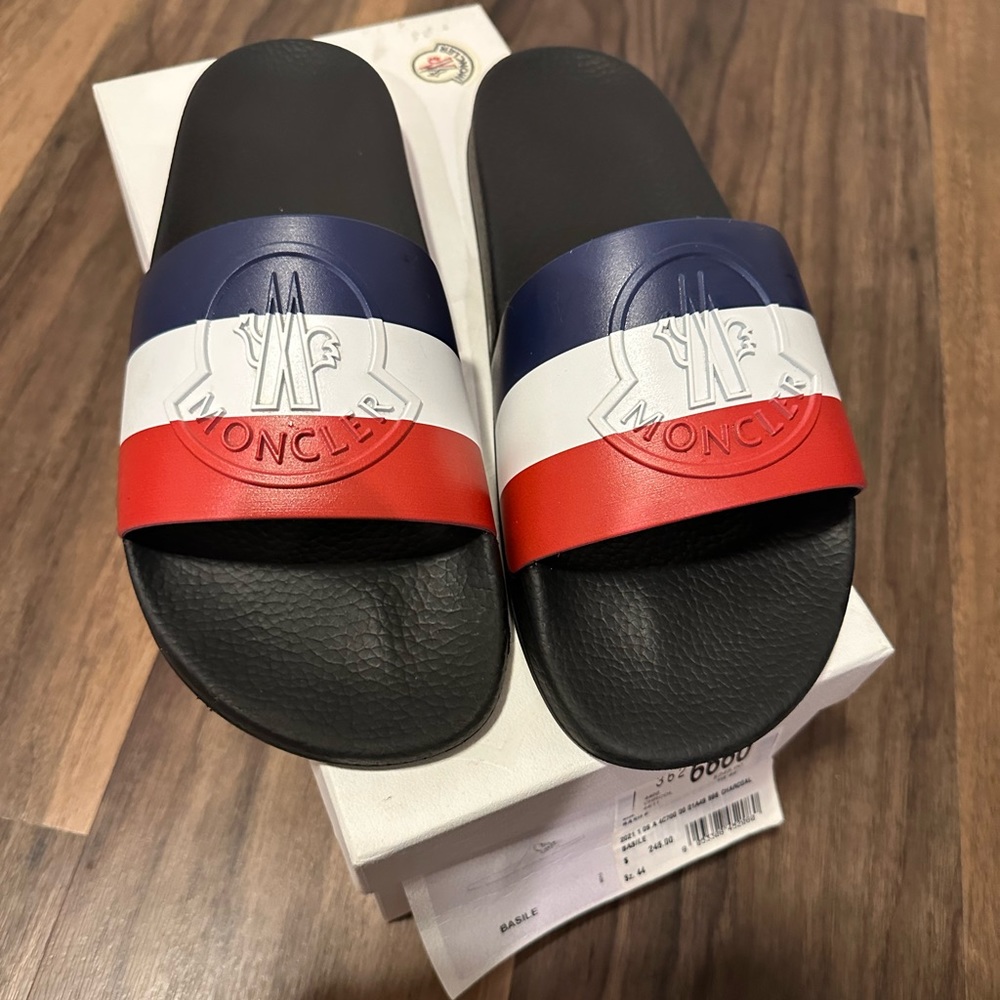 Moncler Basile slides